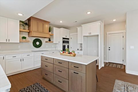 Tiny photo for 3062 W SOLACE ST, Syracuse, UT 84075 (MLS # 2132578)