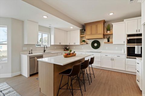 Tiny photo for 3062 W SOLACE ST, Syracuse, UT 84075 (MLS # 2132578)