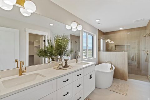 Tiny photo for 3062 W SOLACE ST, Syracuse, UT 84075 (MLS # 2132578)