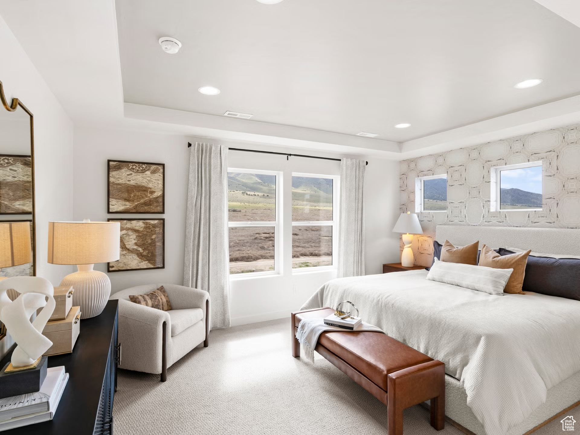 EAGLE HEIGHTS - Residential