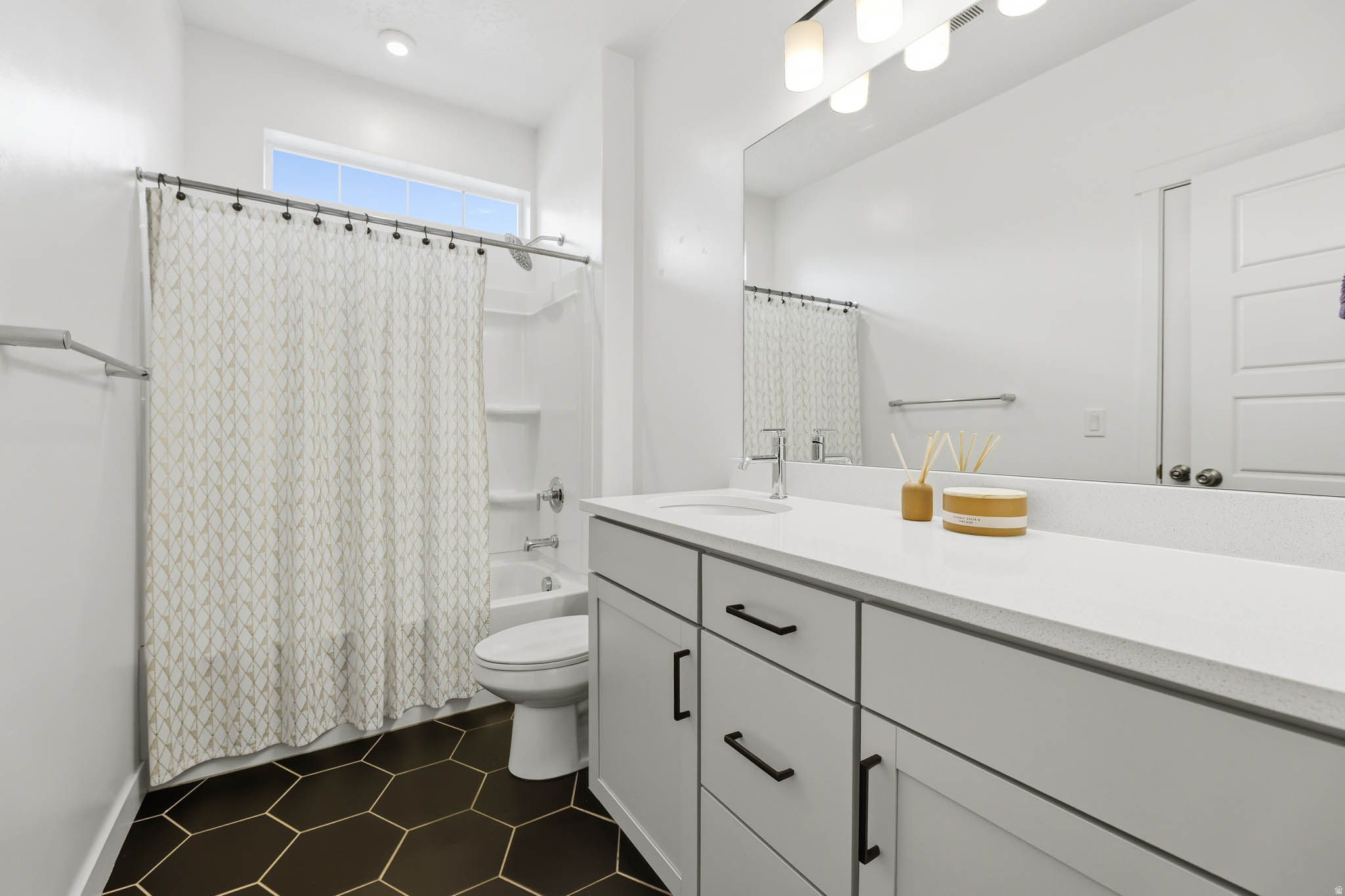 COPPER RIM - Residential