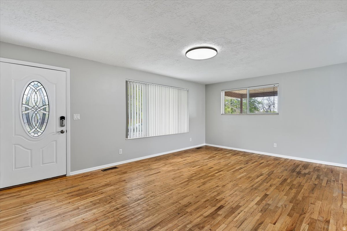 ROMNEY - Residential