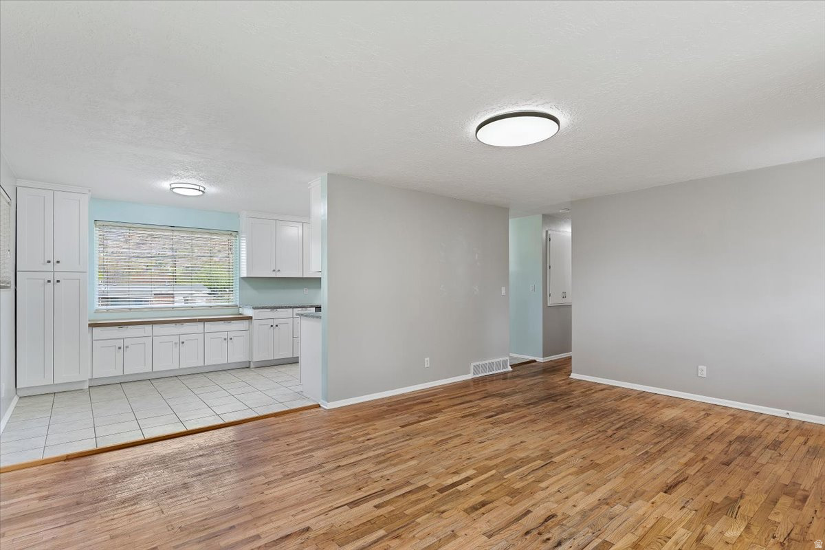 ROMNEY - Residential