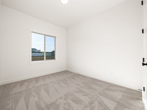 Tiny photo for 1554 S 920 E, Salem, UT 84653 (MLS # 2133733)