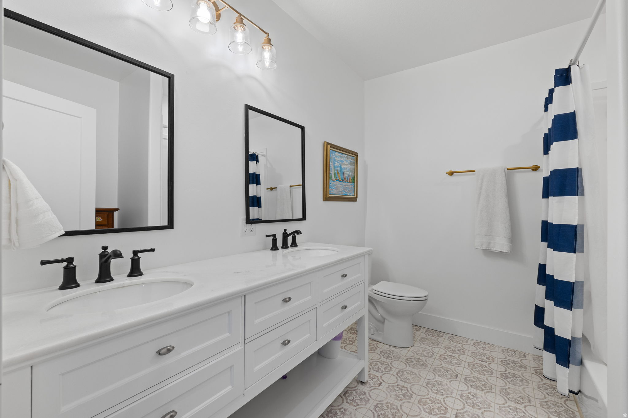 BRADY ESTATES - Residential