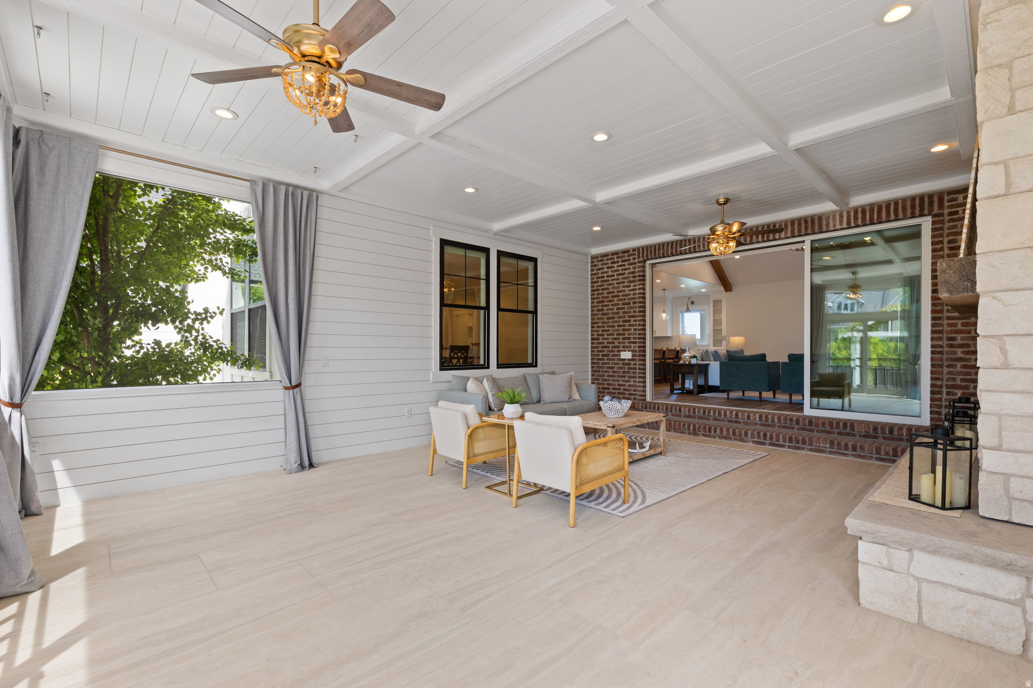 BRADY ESTATES - Residential