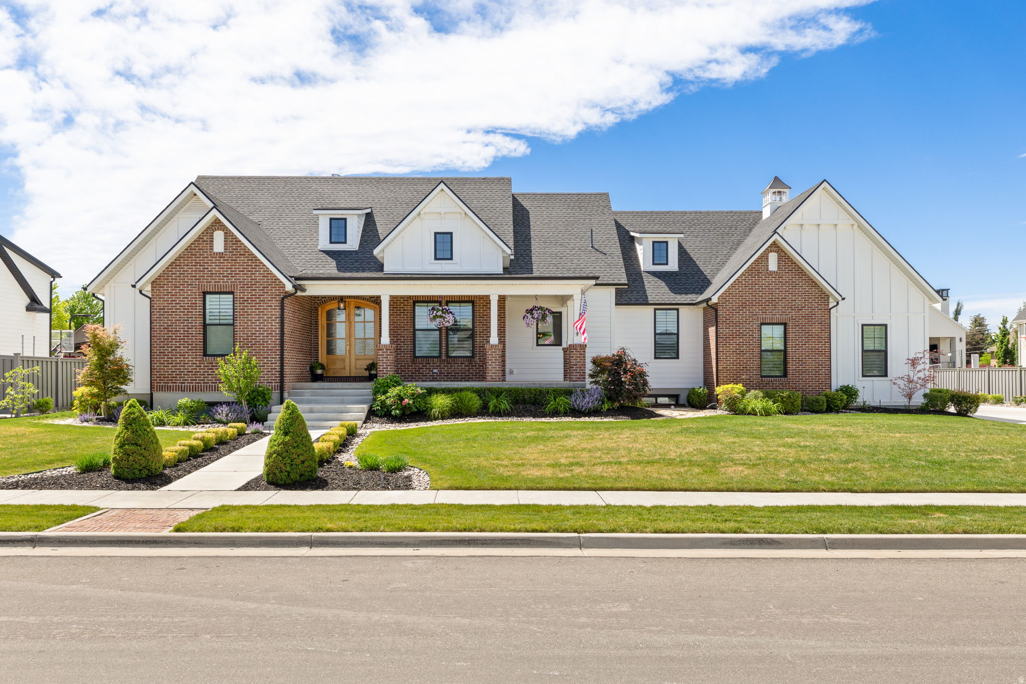 BRADY ESTATES - Residential