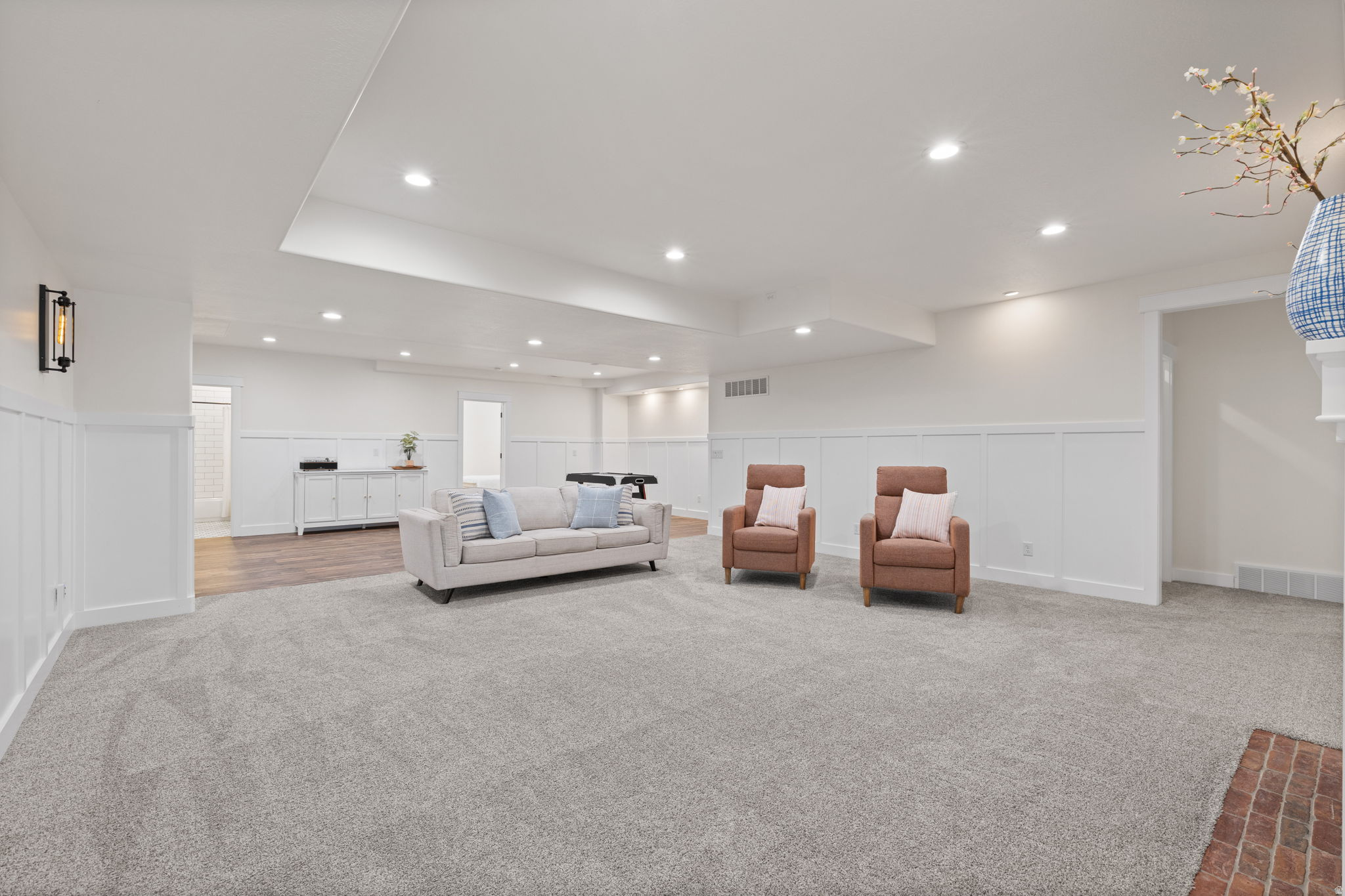 BRADY ESTATES - Residential