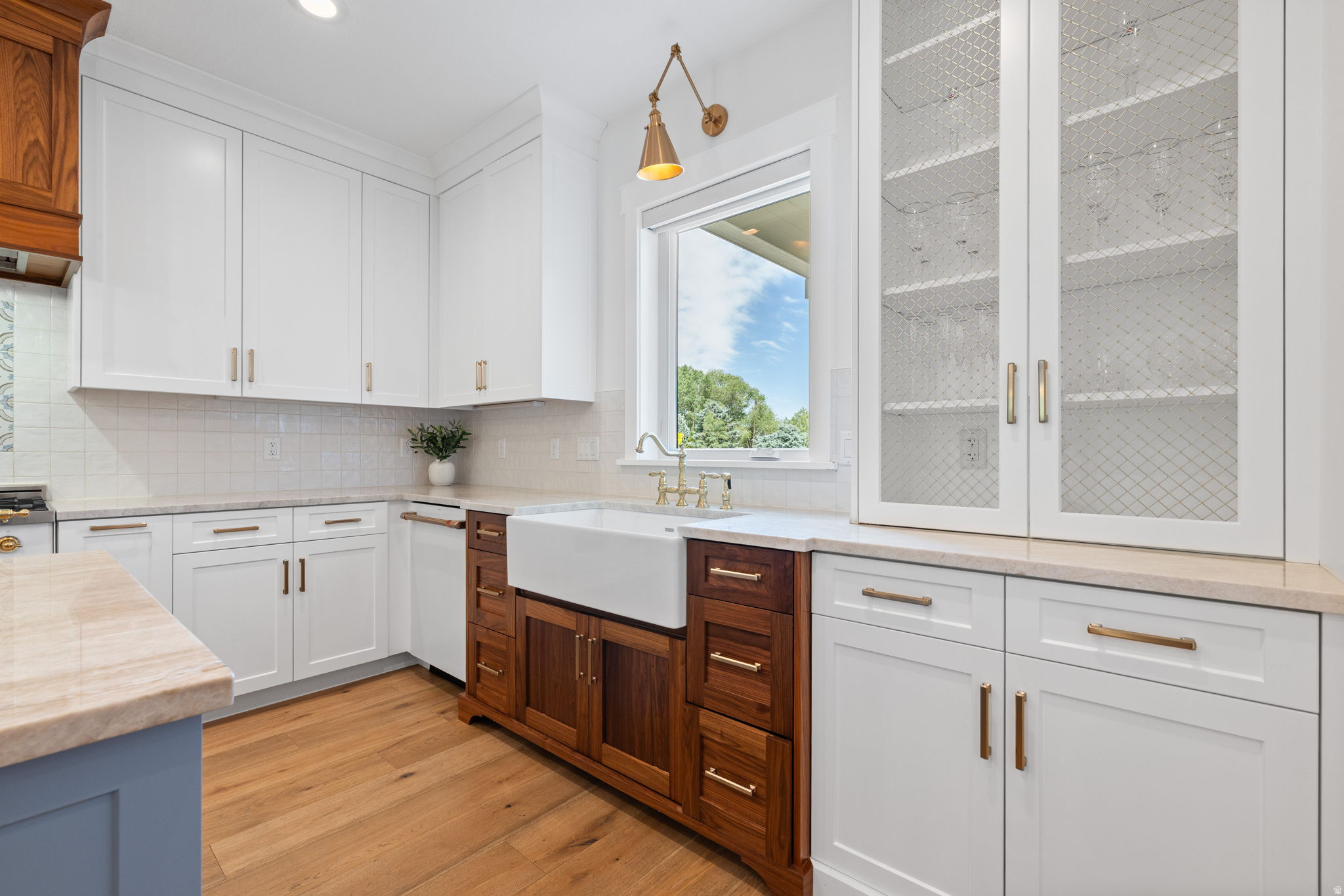 BRADY ESTATES - Residential