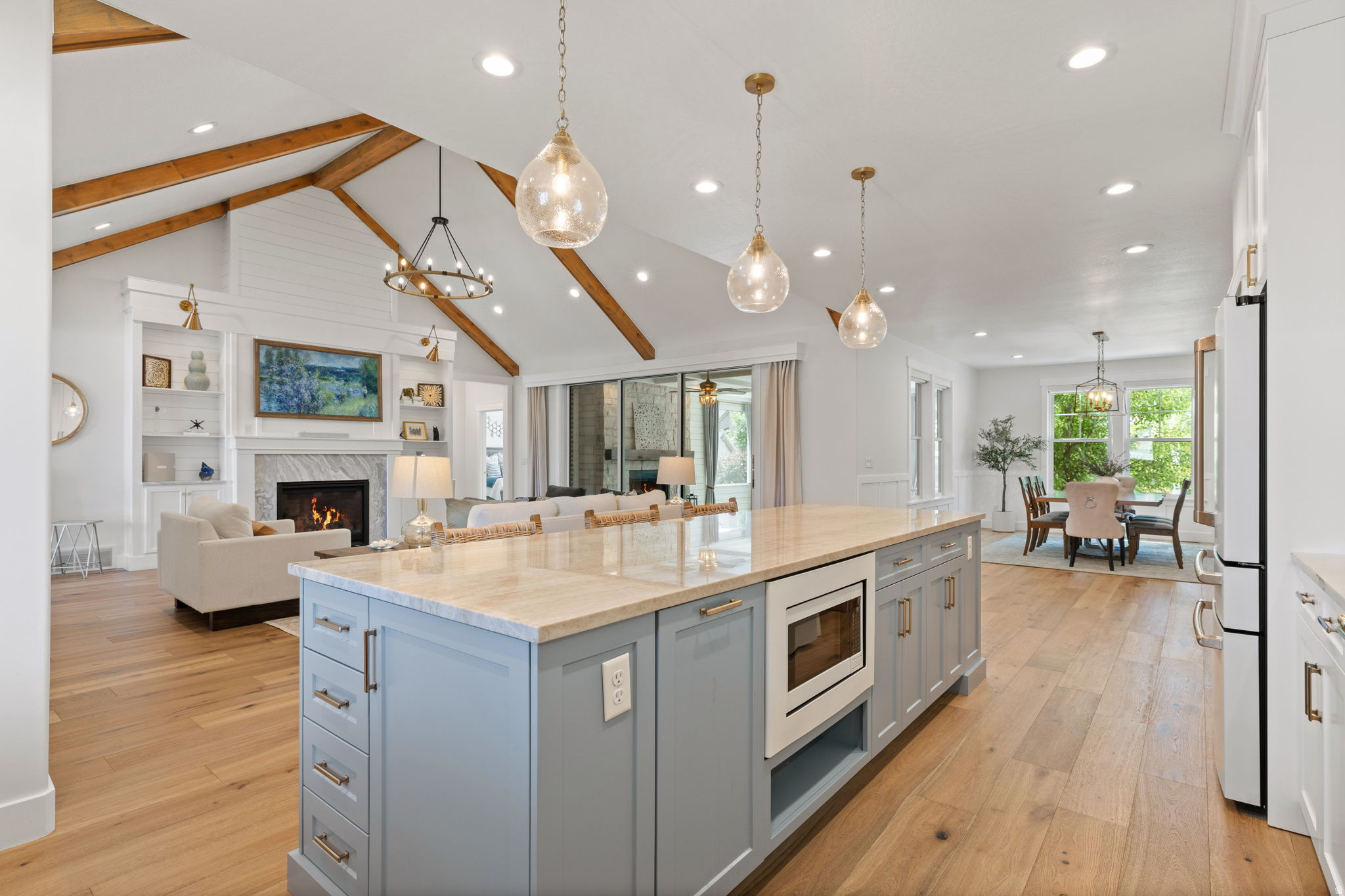 BRADY ESTATES - Residential