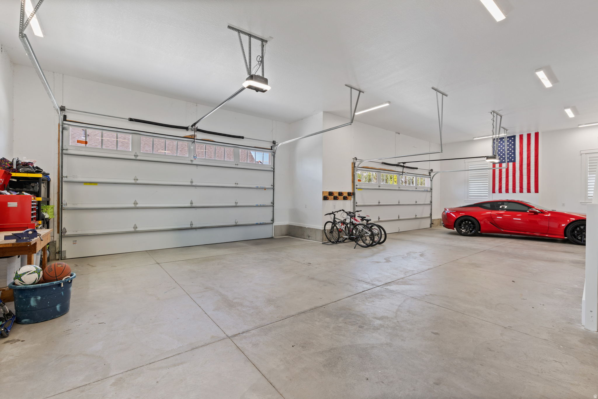 BRADY ESTATES - Residential