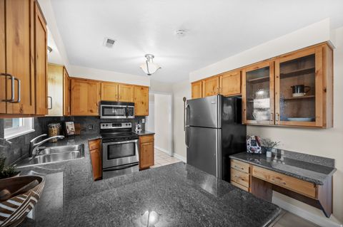 Tiny photo for 1420 E SPRING LN, Holladay, UT 84117 (MLS # 2133401)