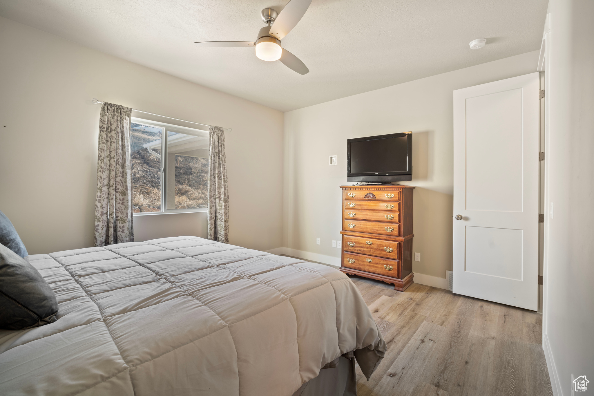 24 S 900, Hyde Park, Utah image 15