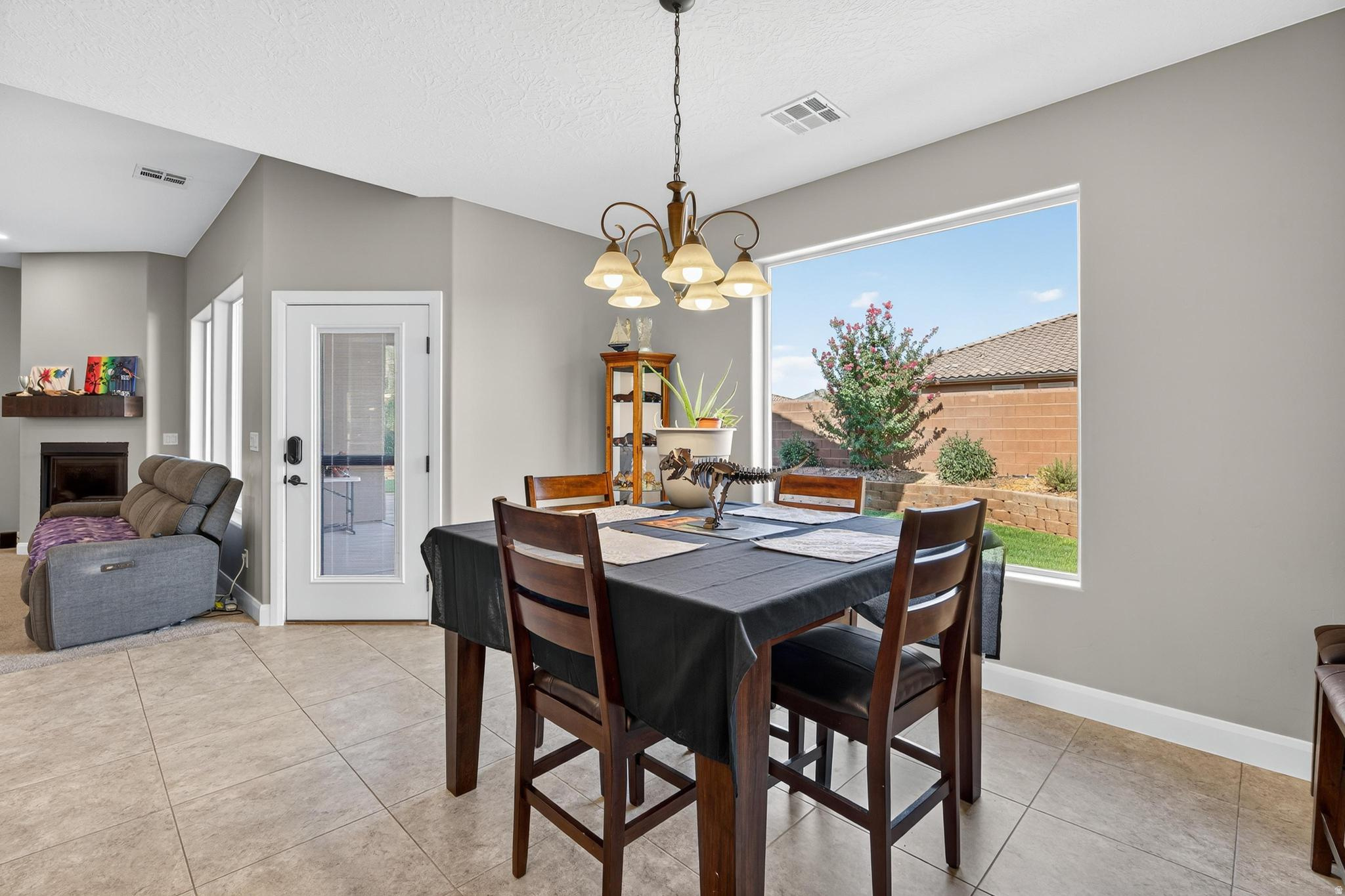 DIXIE SPRINGS - Residential