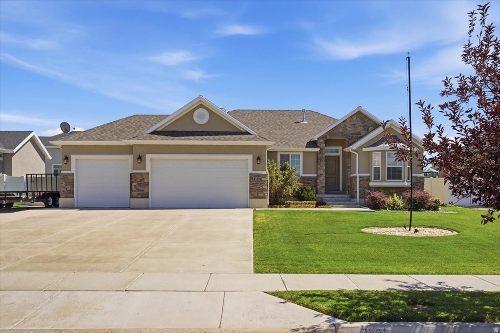 Photo of 3531 W CRANEFIELD RD, Clinton, UT 84015 (MLS # 2179549)