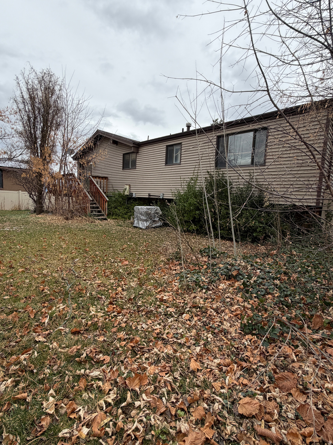 CONTINENTAL ESTATES #5 - Residential