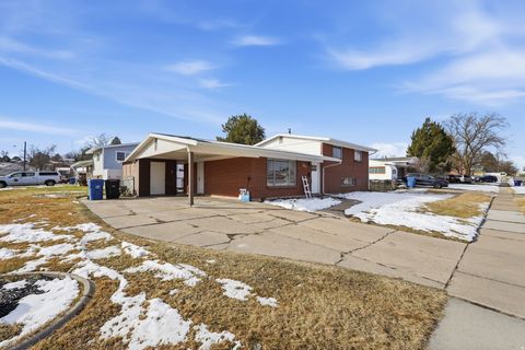 Tiny photo for 311 W 5200 S, Washington Terrace, UT 84405 (MLS # 2139047)