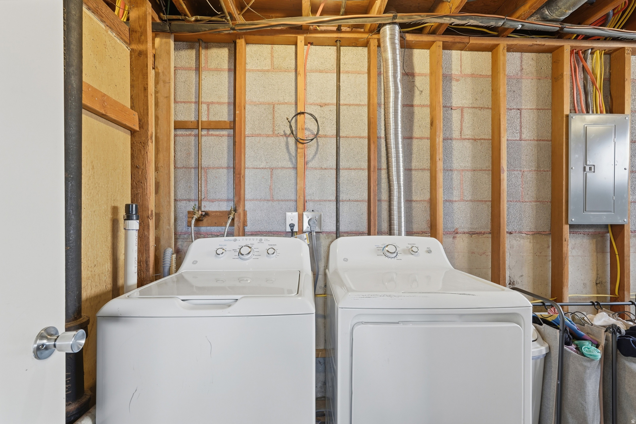 WRIGHT HILLS - Residential