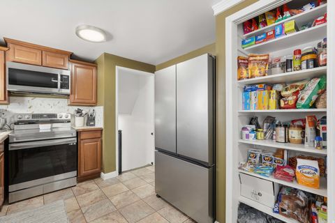 Tiny photo for 311 W 5200 S, Washington Terrace, UT 84405 (MLS # 2139047)