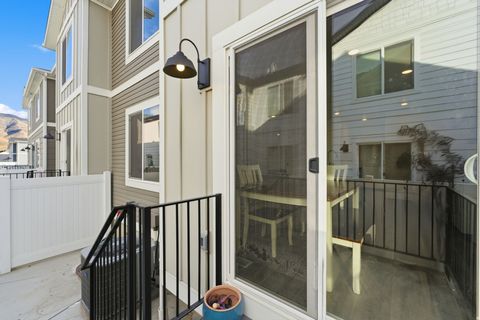 Tiny photo for 1721 E EAGLE VIEW LN, Eagle Mountain, UT 84005 (MLS # 2124660)