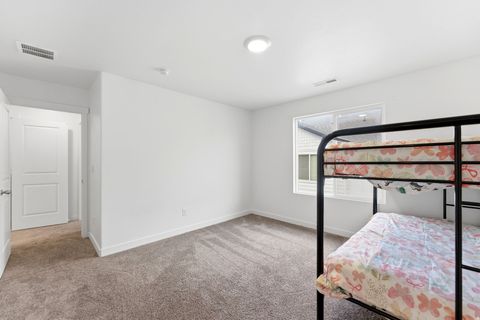 Tiny photo for 1721 E EAGLE VIEW LN, Eagle Mountain, UT 84005 (MLS # 2124660)