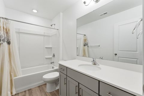 Tiny photo for 1721 E EAGLE VIEW LN, Eagle Mountain, UT 84005 (MLS # 2124660)