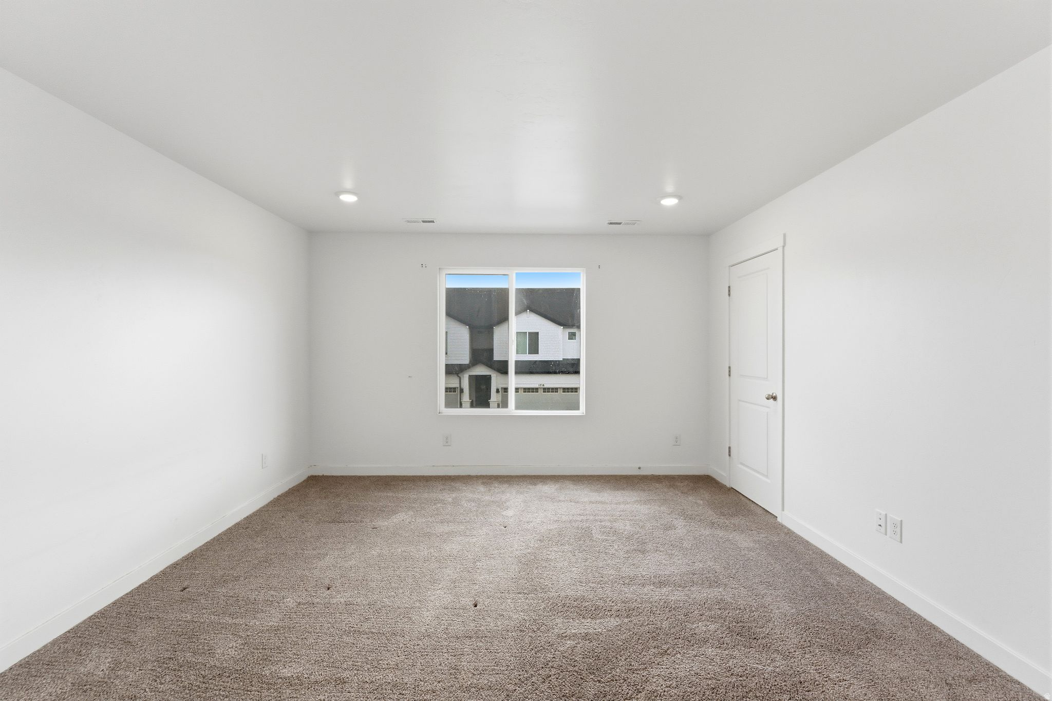 EAGLE POINT - Residential