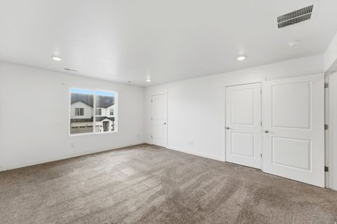 Tiny photo for 1721 E EAGLE VIEW LN, Eagle Mountain, UT 84005 (MLS # 2124660)