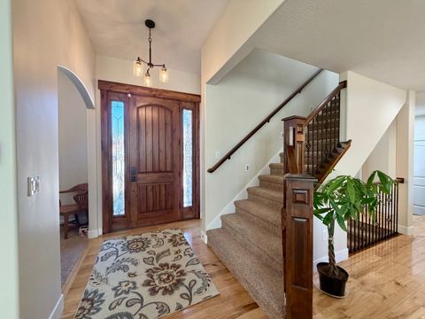 Tiny photo for 156 E STEED CT, Farmington, UT 84025 (MLS # 2148893)