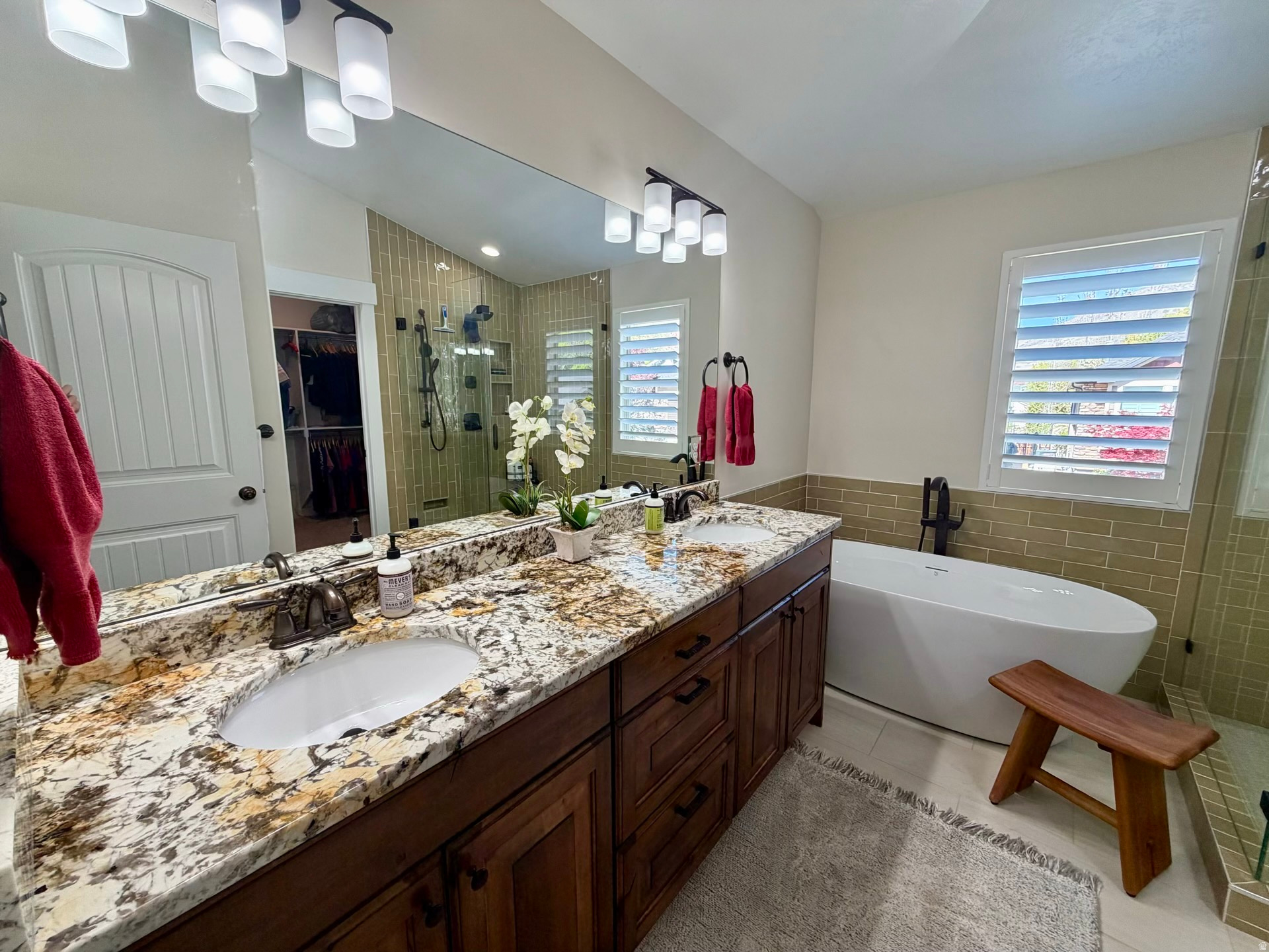 STEED PLACE - Residential