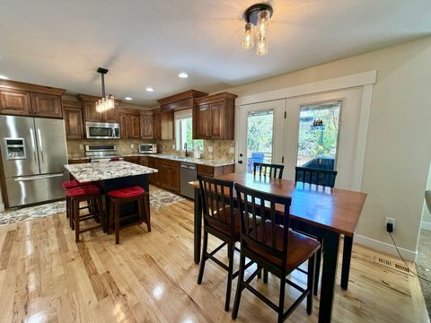 Tiny photo for 156 E STEED CT, Farmington, UT 84025 (MLS # 2148893)