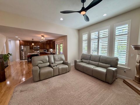 Tiny photo for 156 E STEED CT, Farmington, UT 84025 (MLS # 2148893)