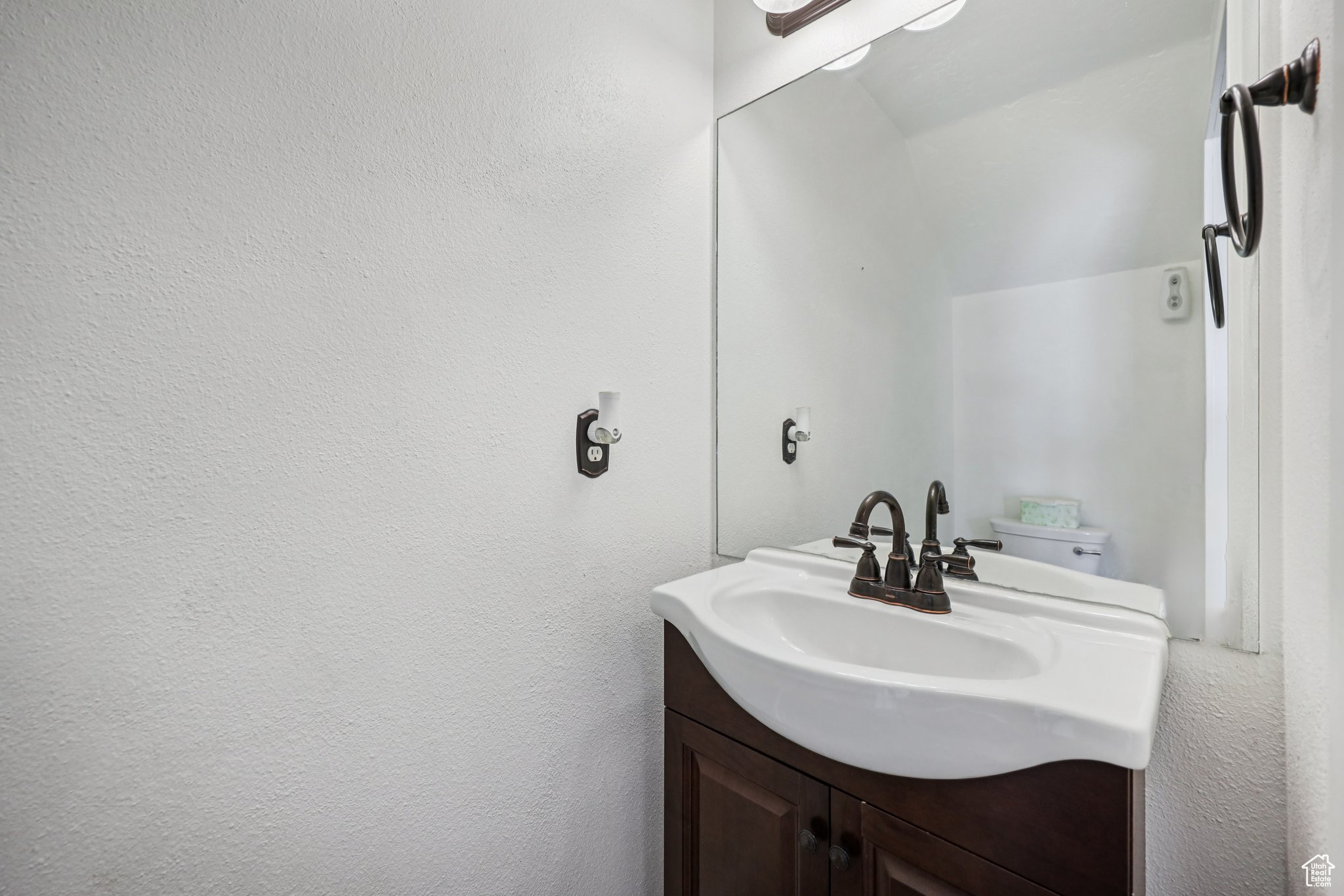 OVERLAKE - Residential