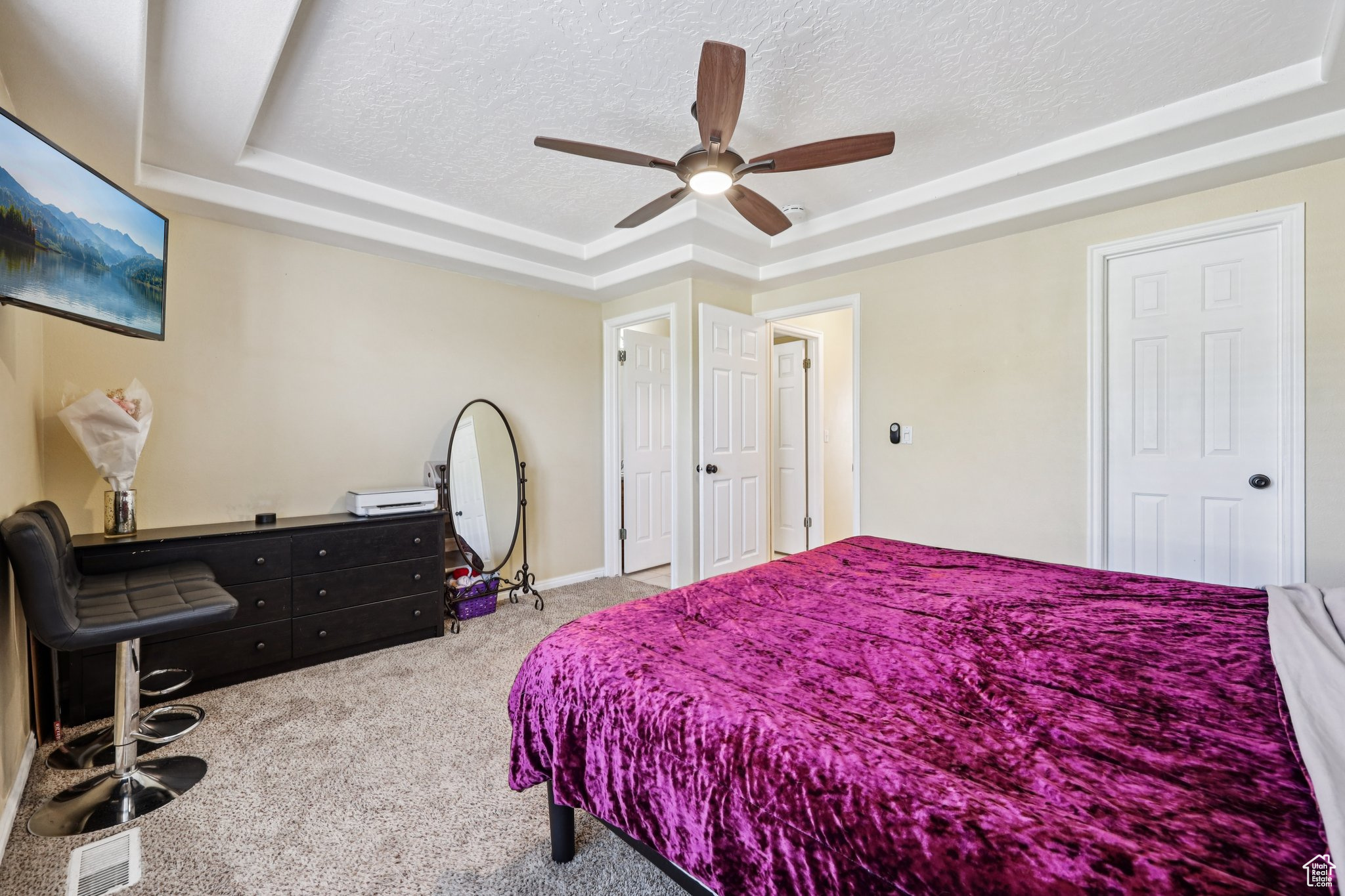 OVERLAKE - Residential