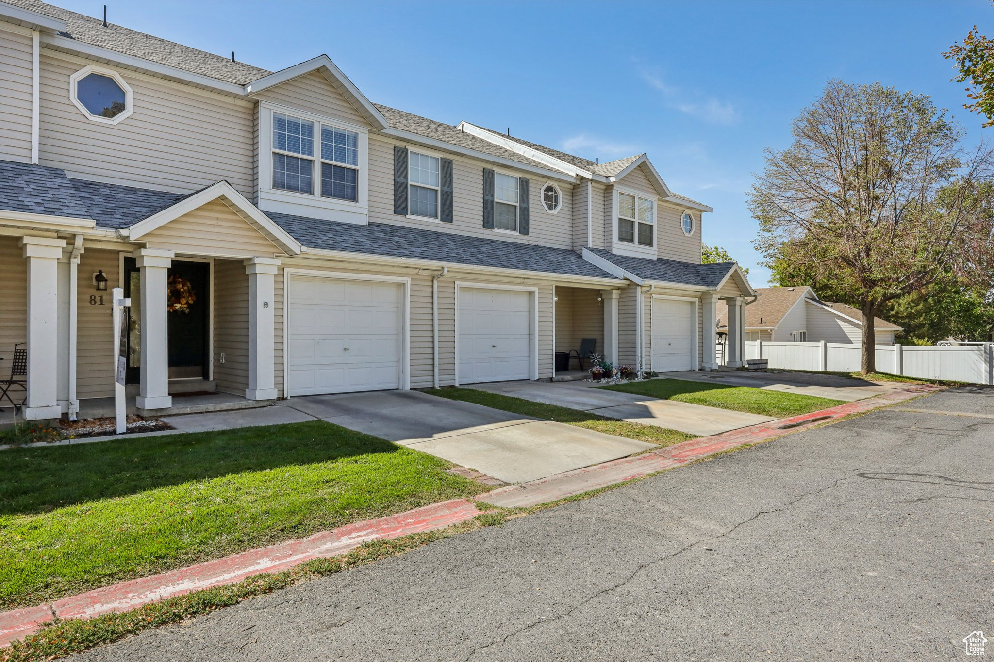 OVERLAKE - Residential