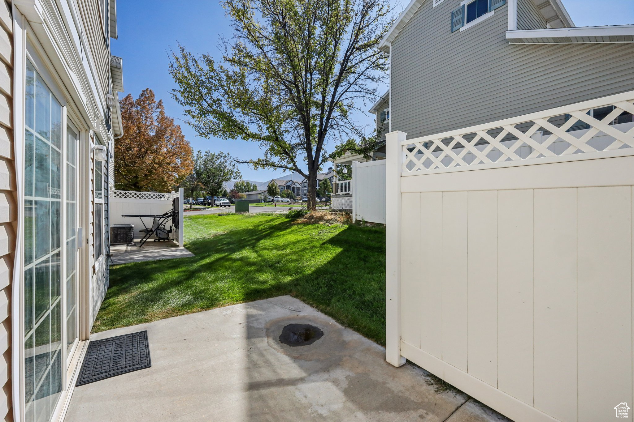 OVERLAKE - Residential