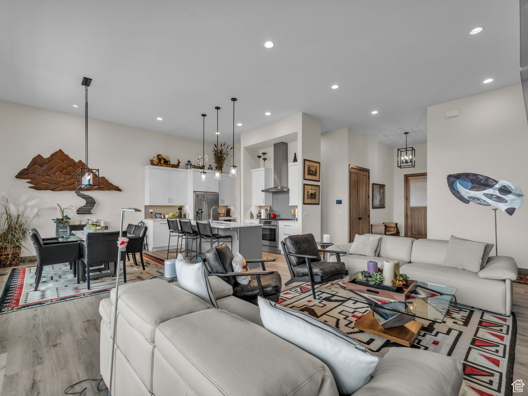 THORN CREEK - Residential