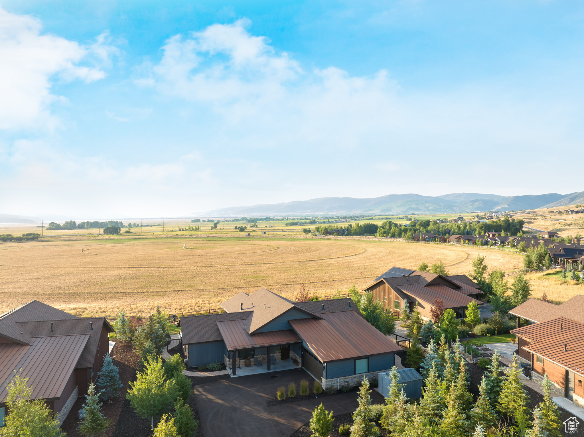 THORN CREEK - Residential