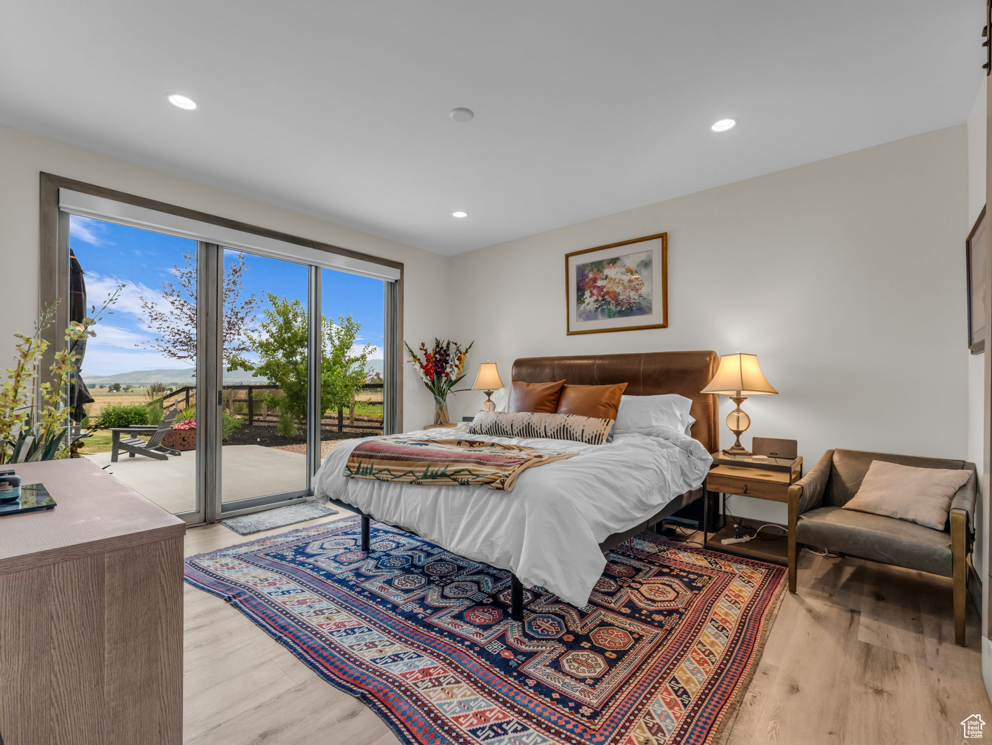 THORN CREEK - Residential