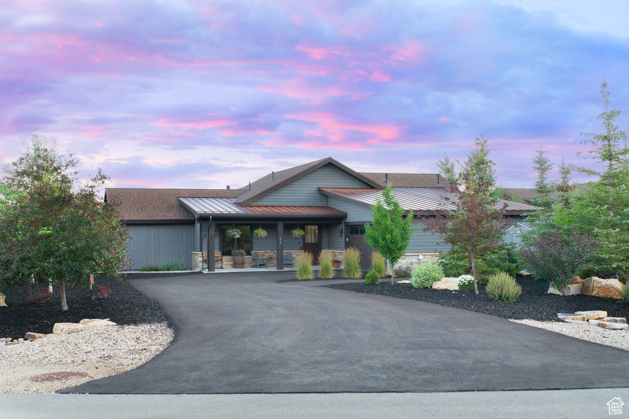 THORN CREEK - Residential