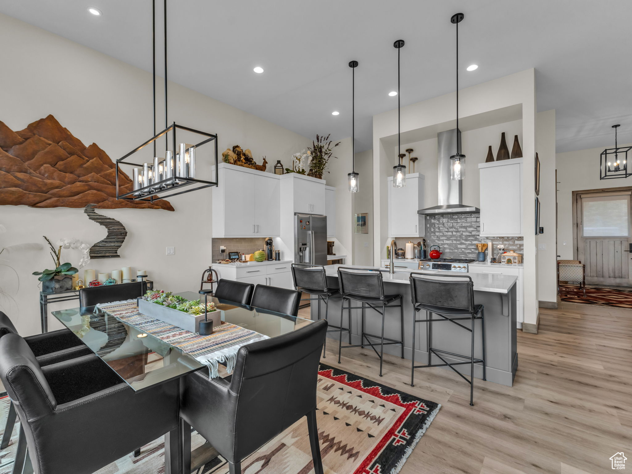 THORN CREEK - Residential