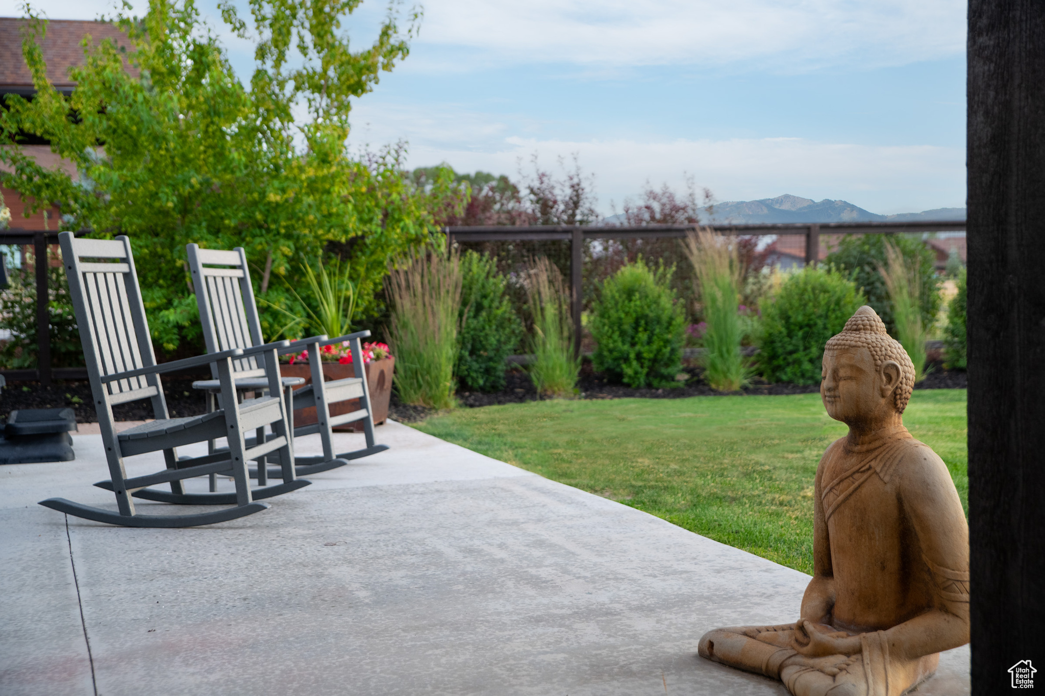 THORN CREEK - Residential