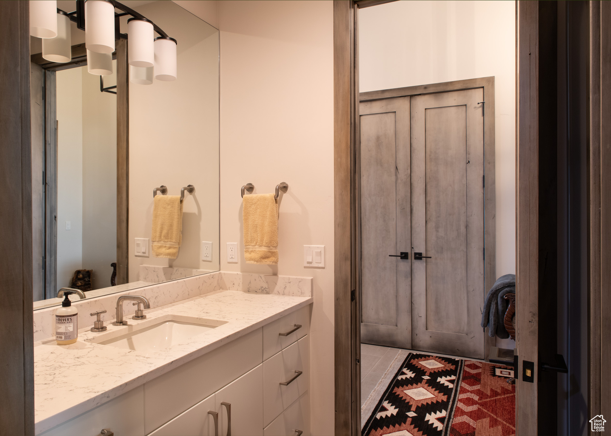 THORN CREEK - Residential