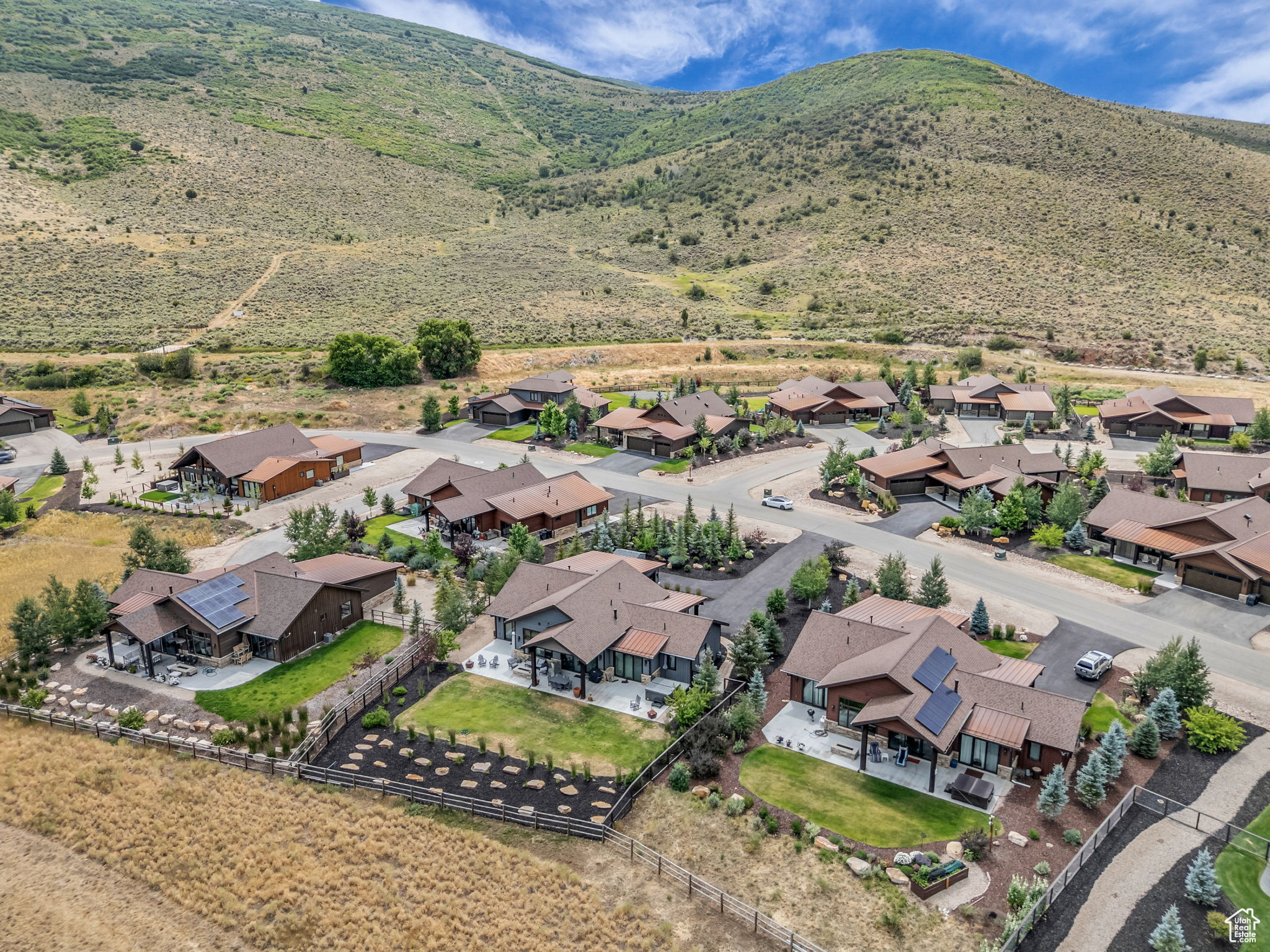 THORN CREEK - Residential