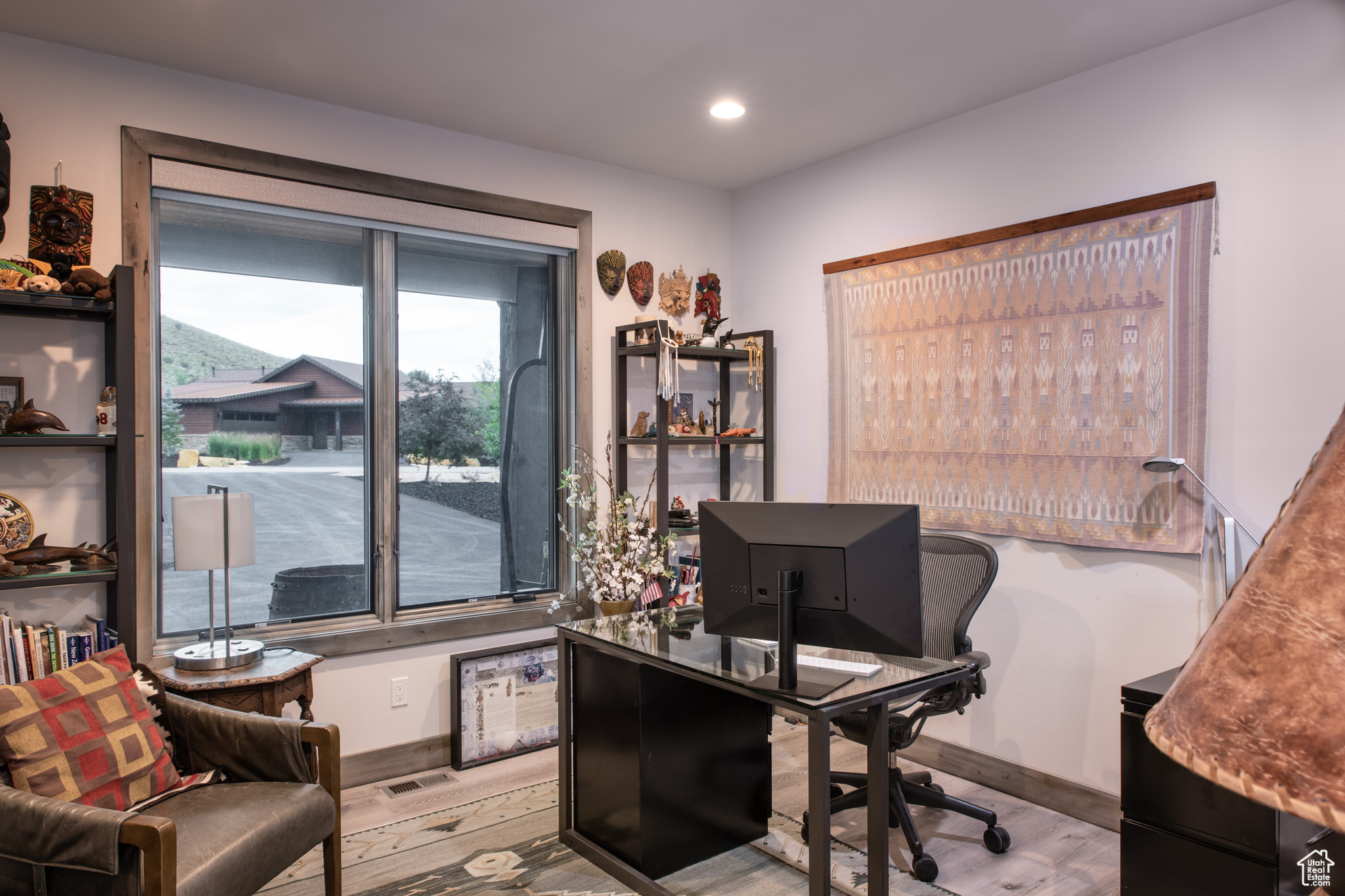 THORN CREEK - Residential