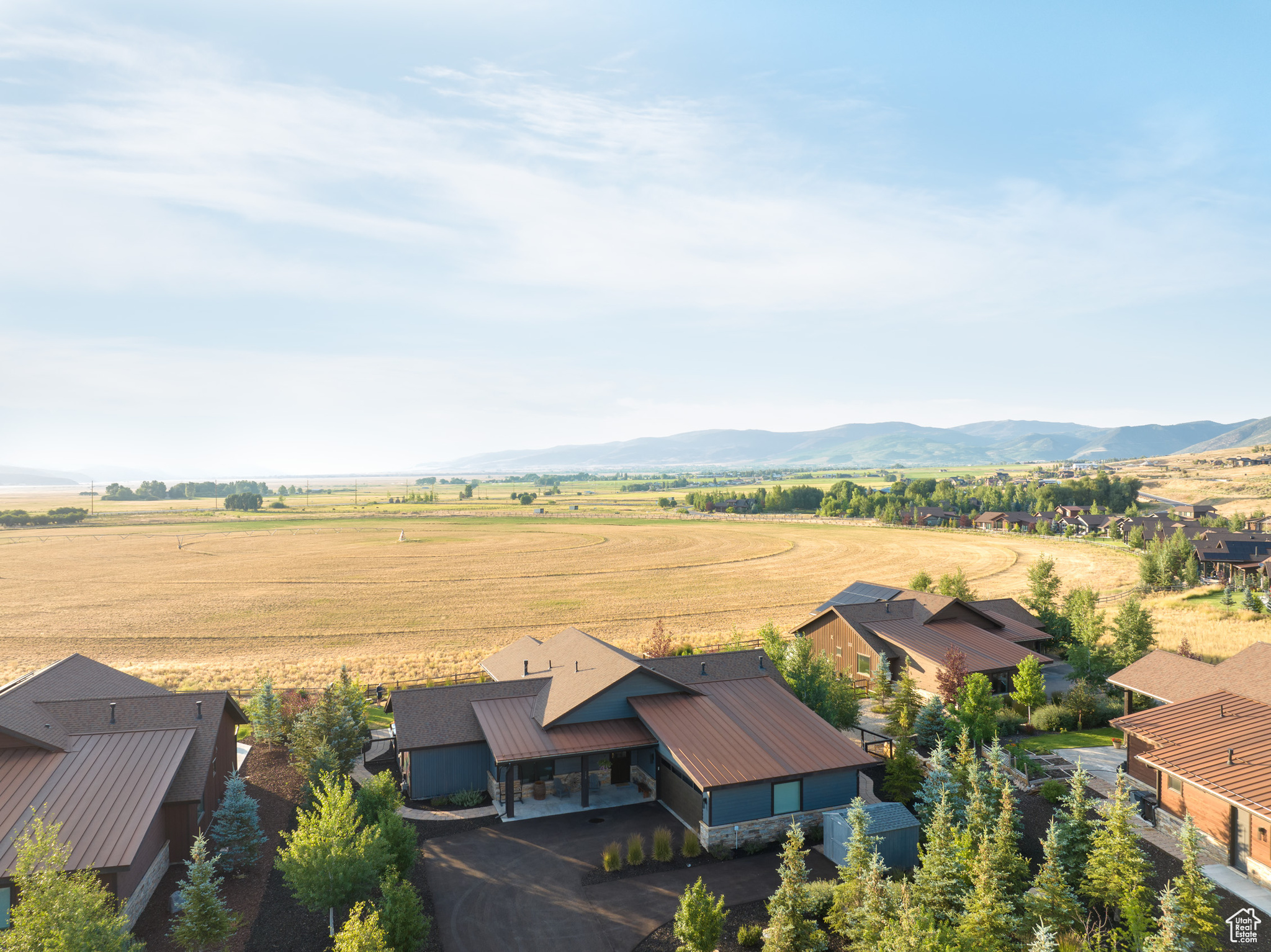 THORN CREEK - Residential