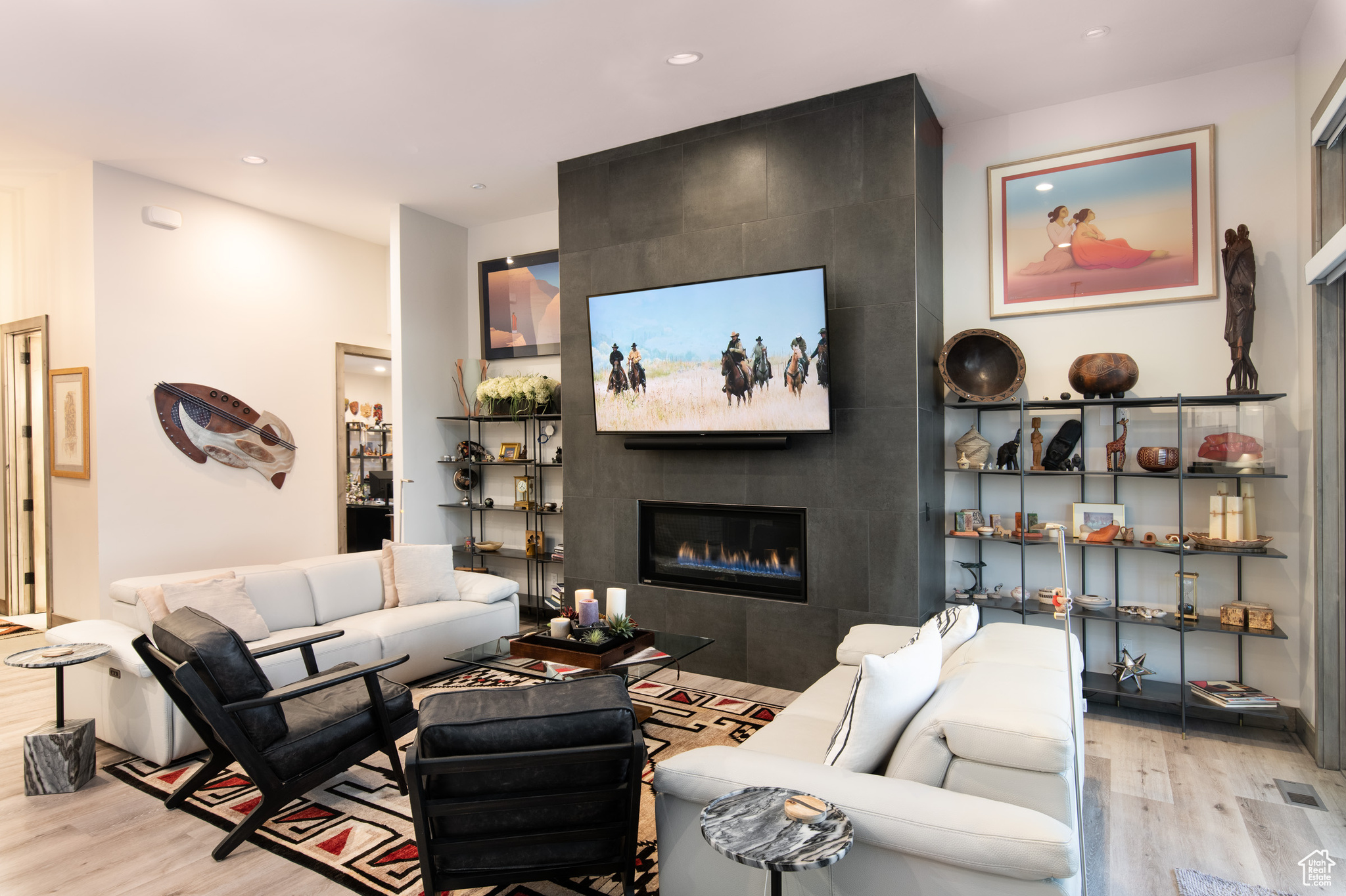 THORN CREEK - Residential
