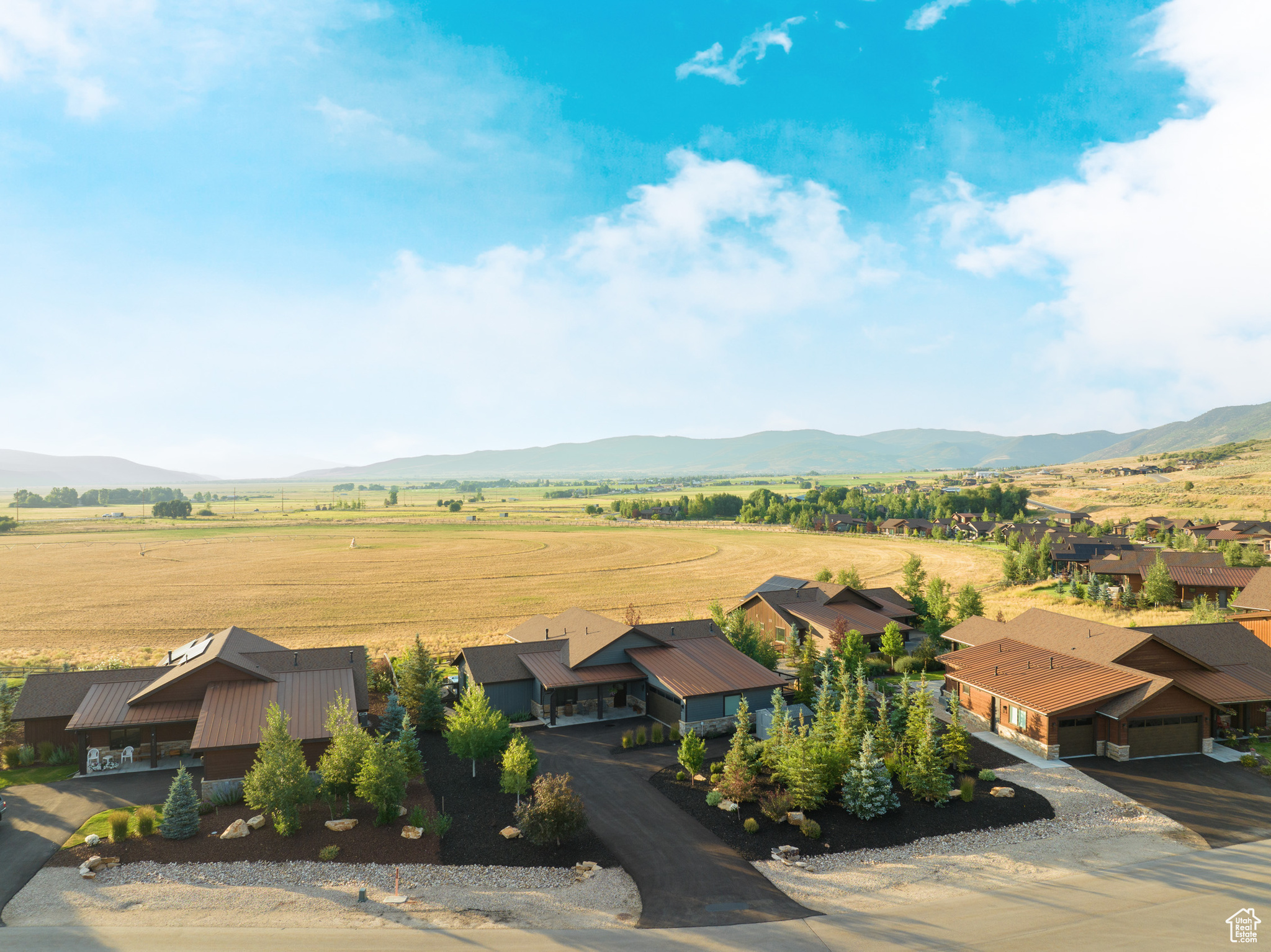 THORN CREEK - Residential