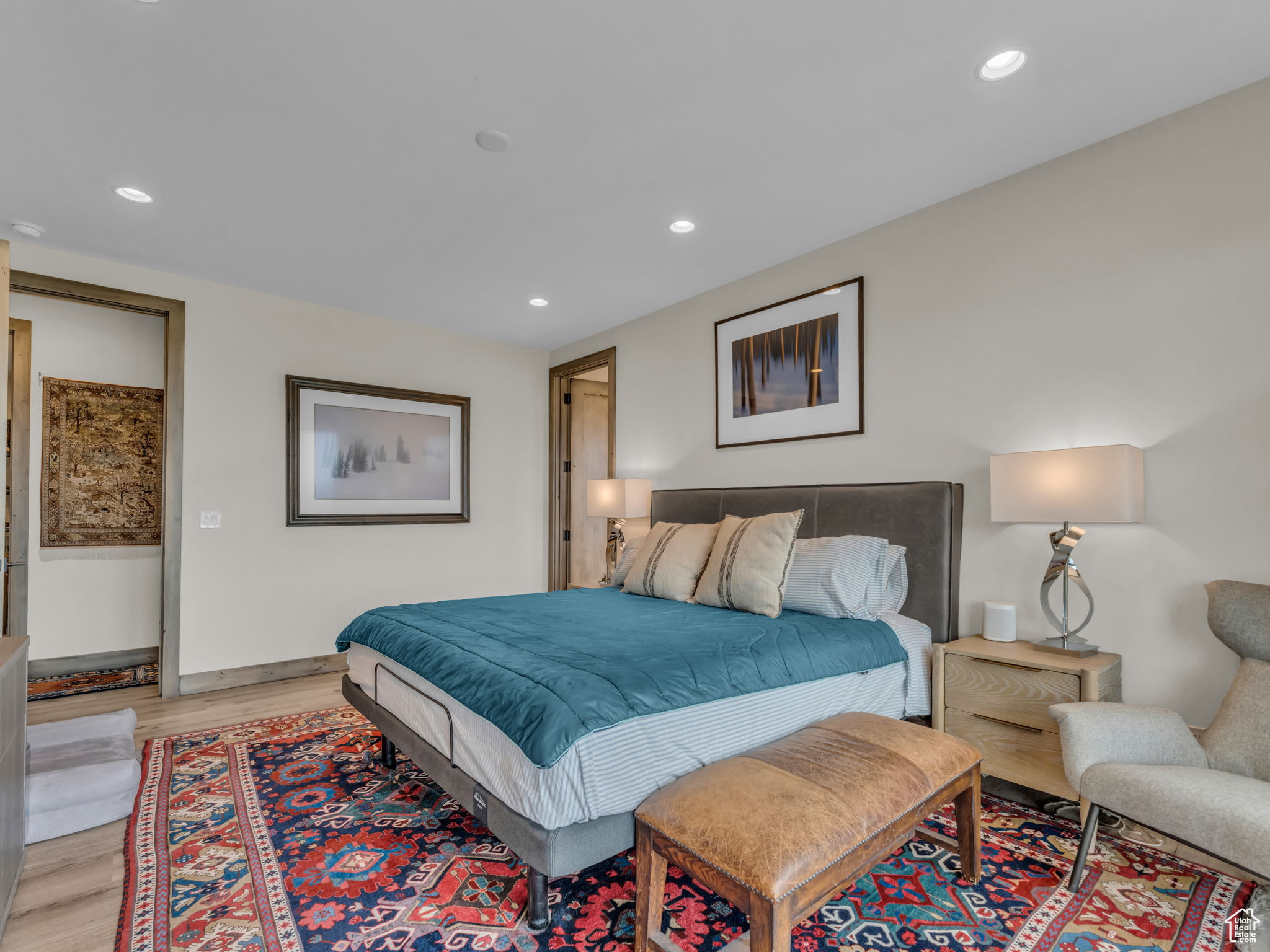 THORN CREEK - Residential