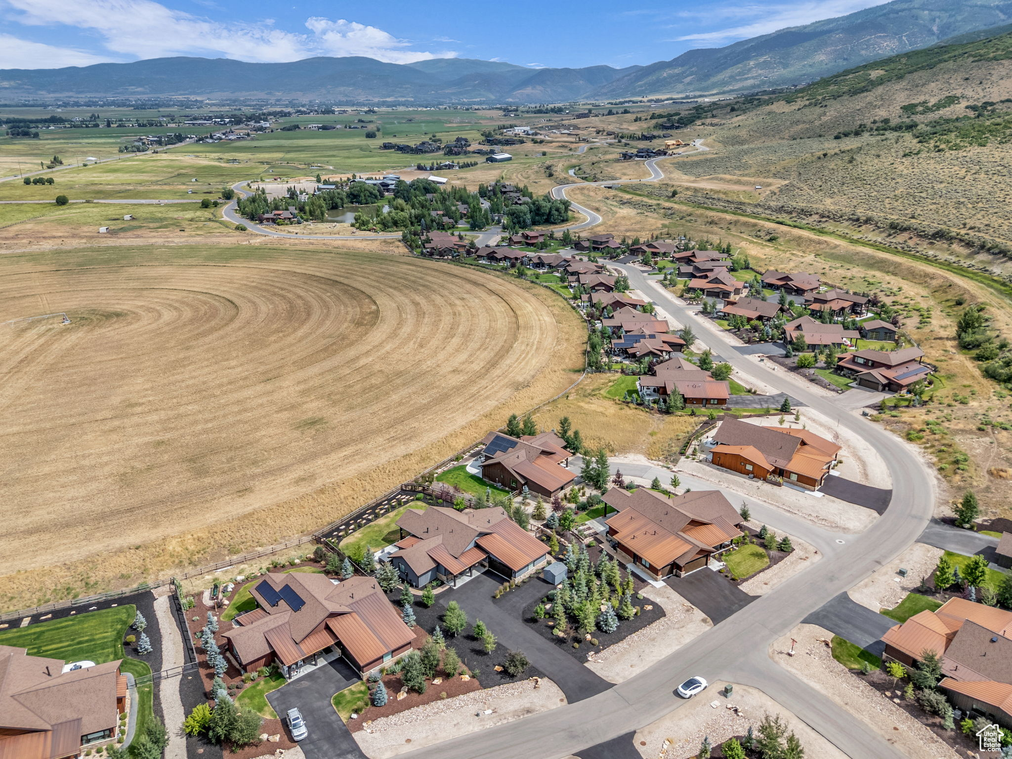 THORN CREEK - Residential